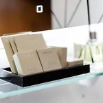 Отель Boutique-hotel Weisses Haus Art 3*