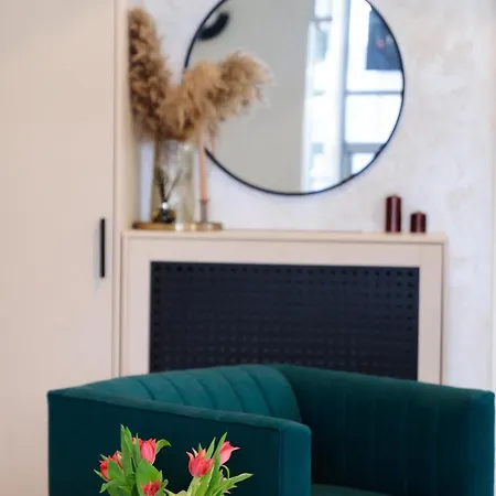 ホテル Boutique-hotel Weisses Haus Art 4*